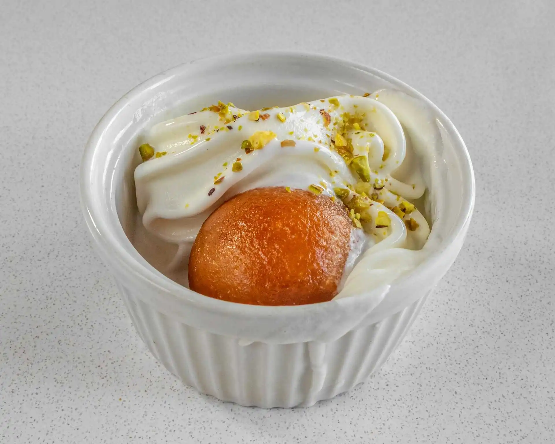 Fresh Vietnamese spring rolls with peanut sauce Calgary